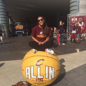 Meet your Posher, Hannah